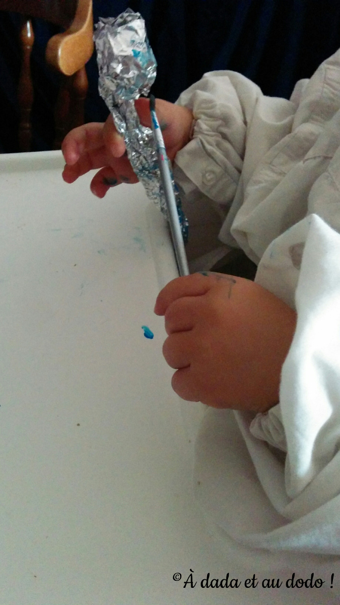 Mon fils peint son stalactite